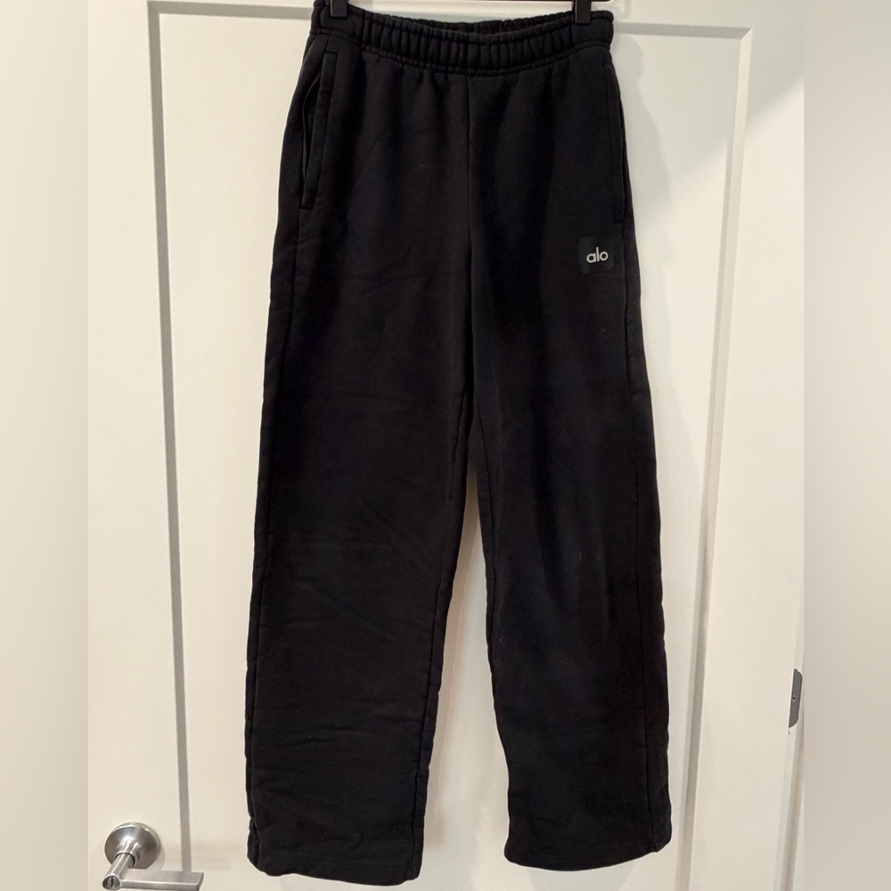 ALO Yoga Black Sweatpants